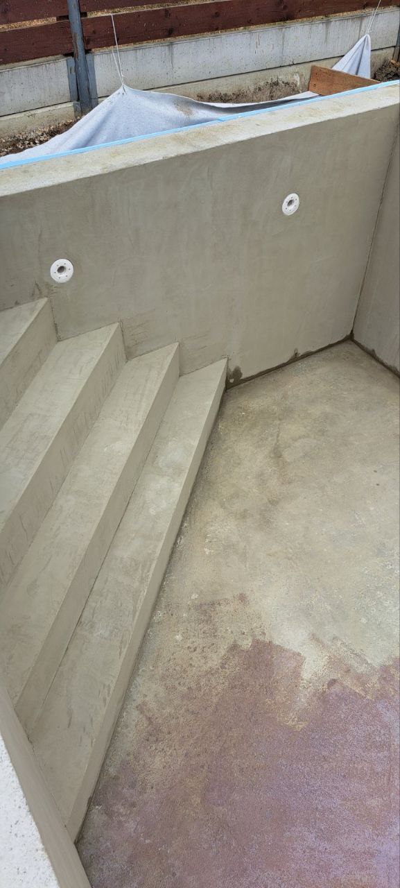 Betonová konstrukce bazénu